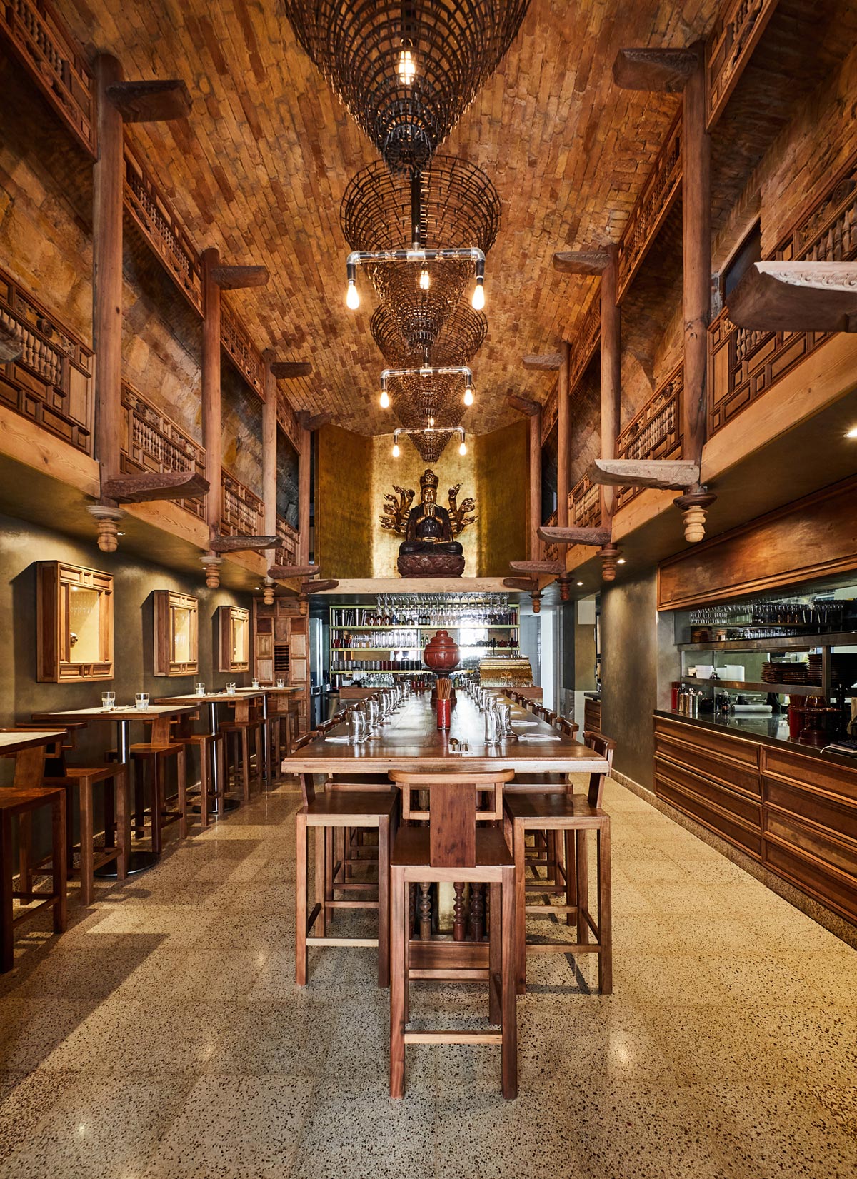 Quí is an authentic Thai restaurant with Thai cuisine in Budapest